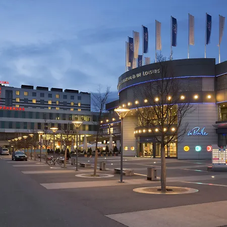 Ramada Encore By Wyndham Geneva-2